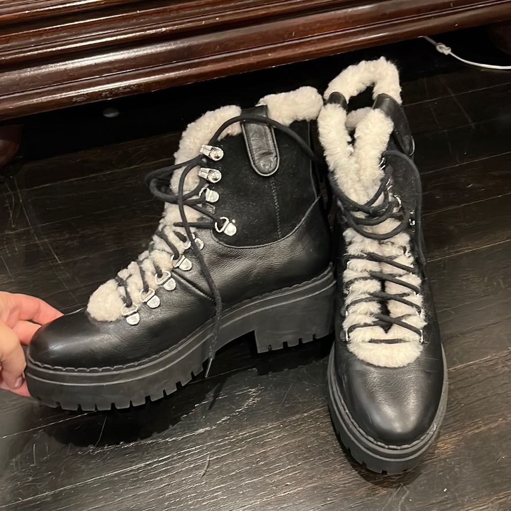 Marc Fisher genuine leather black boots Sherpa size 7.5.